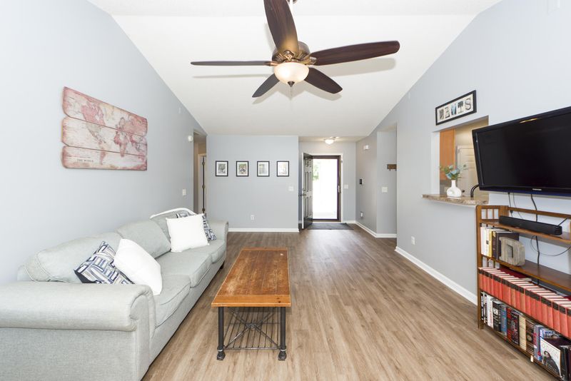 108 Pointer Dr, Goose Creek, SC 29445