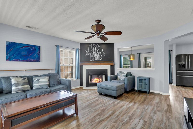 422 Dovetail Cir, Summerville, SC 29483