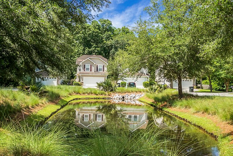 8743 Shadowglen Dr, North Charleston, SC 29420