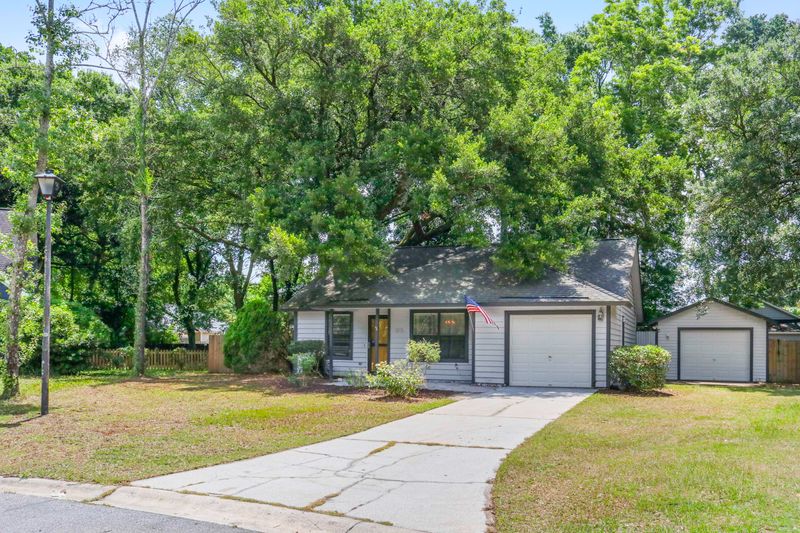 1213 Canvasback Ct, Mount Pleasant, SC 29464