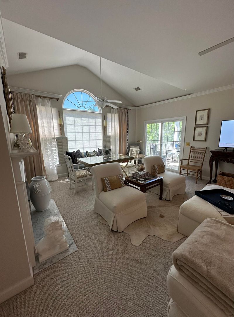 1361 Kingsford Ln, Mount Pleasant, SC 29466