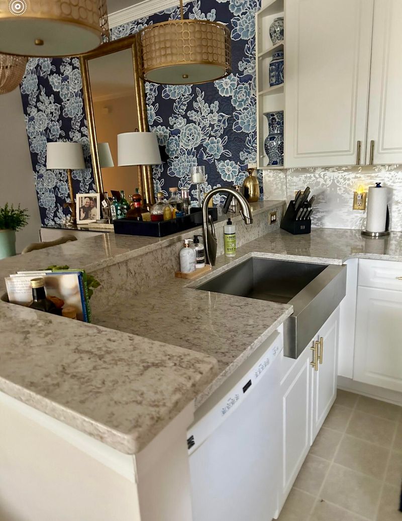 1361 Kingsford Ln, Mount Pleasant, SC 29466