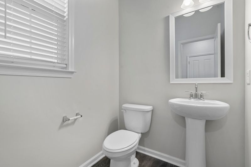 395 Green Fern Dr, Summerville, SC 29483