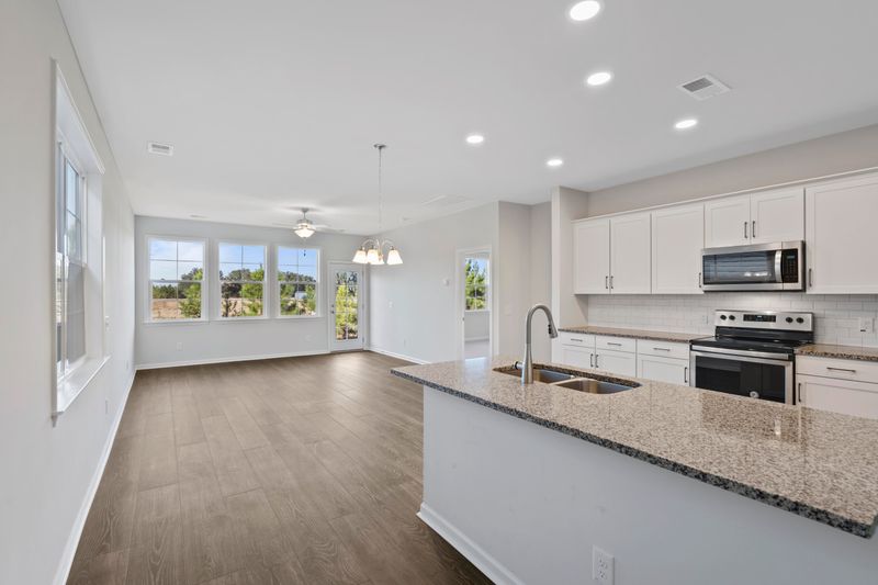399 Green Fern Dr, Summerville, SC 29483