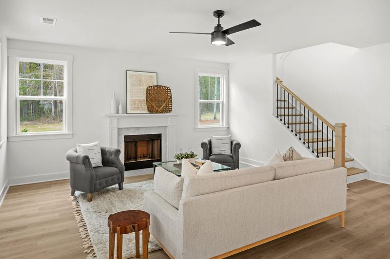 537 Rendezvous Way, Huger, SC 29450