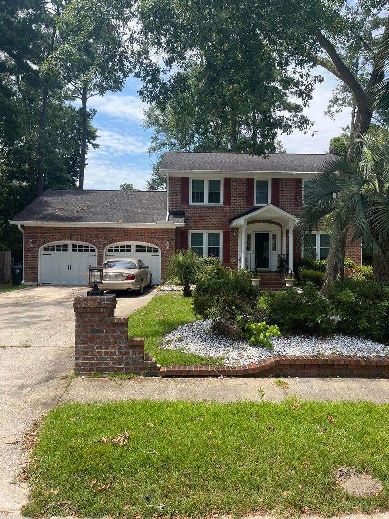 213 Towhee Dr, Summerville, SC 29485