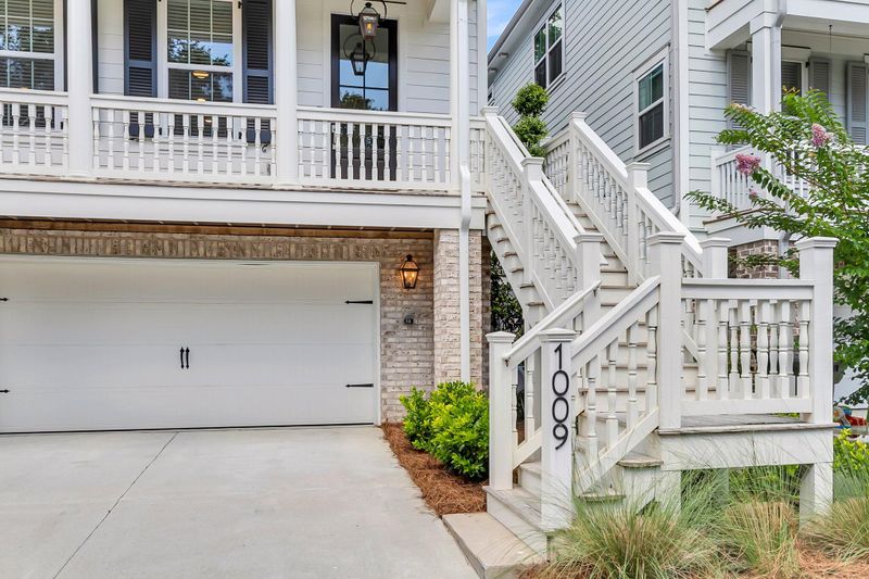 1009 Avenue Of Oaks, Charleston, SC 29407