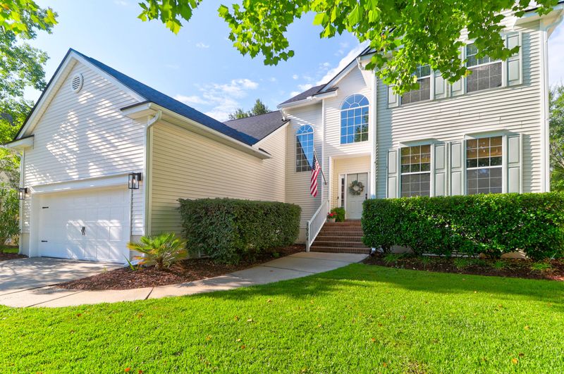 1904 Palmetto Isle Dr, Mount Pleasant, SC 29466