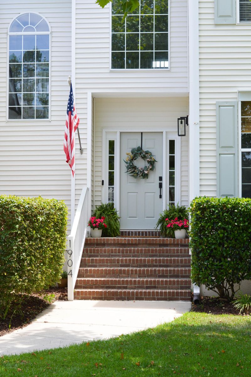 1904 Palmetto Isle Dr, Mount Pleasant, SC 29466