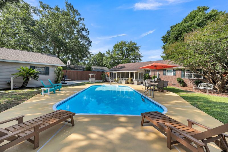 4622 Darlene St, North Charleston, SC 29405