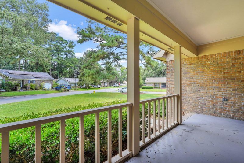 101 Maple Dr, Summerville, SC 29485