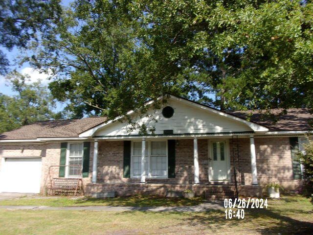 8304 Greenridge Rd, North Charleston, SC 29406