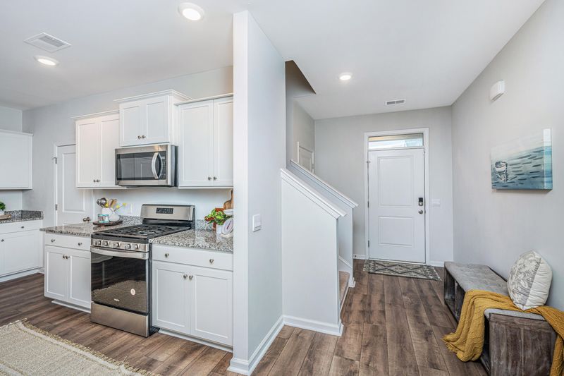 214 Sweet Cherry Ln, Summerville, SC 29486