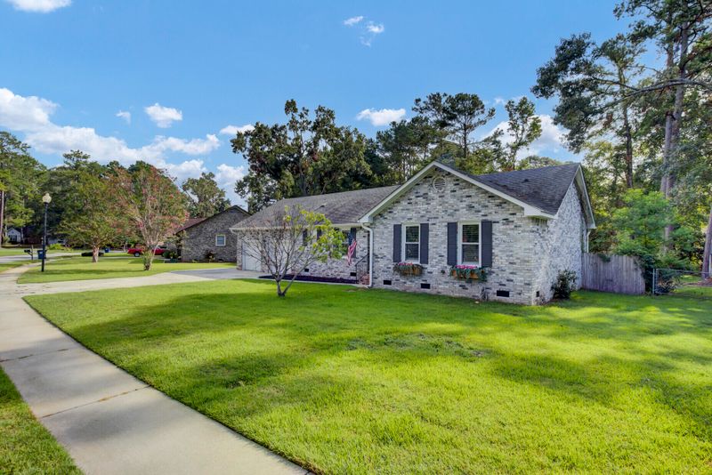 316 Chessington Cir, Summerville, SC 29485