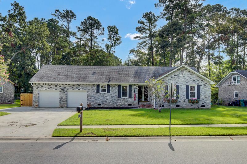 316 Chessington Cir, Summerville, SC 29485