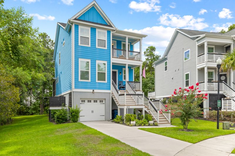 423 Topsail Ct, Charleston, SC 29492