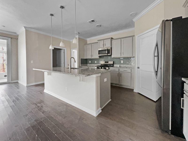 519 Kilarney Rd, Summerville, SC 29483