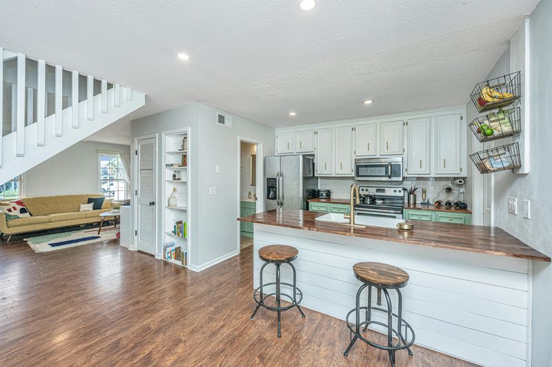 735 Ralston Ct, Mount Pleasant, SC 29464
