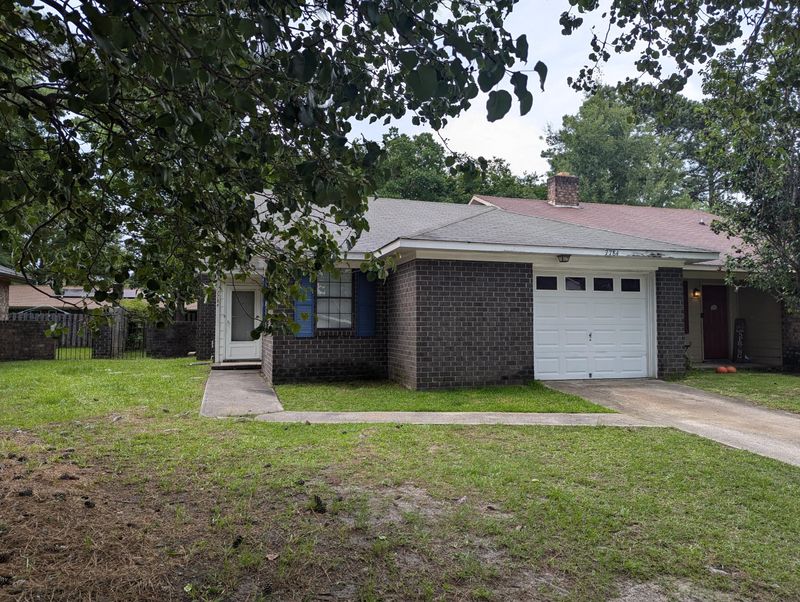 7784 Mcknight Dr, North Charleston, SC 29418