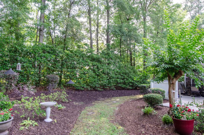 8800 Dorchester Rd #604, North Charleston, SC 29420