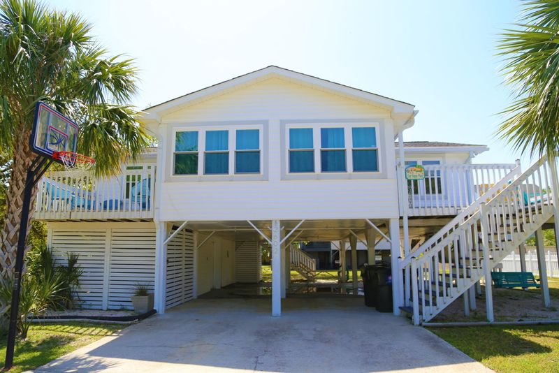 2602 Myrtle St, Edisto Beach, SC 29438