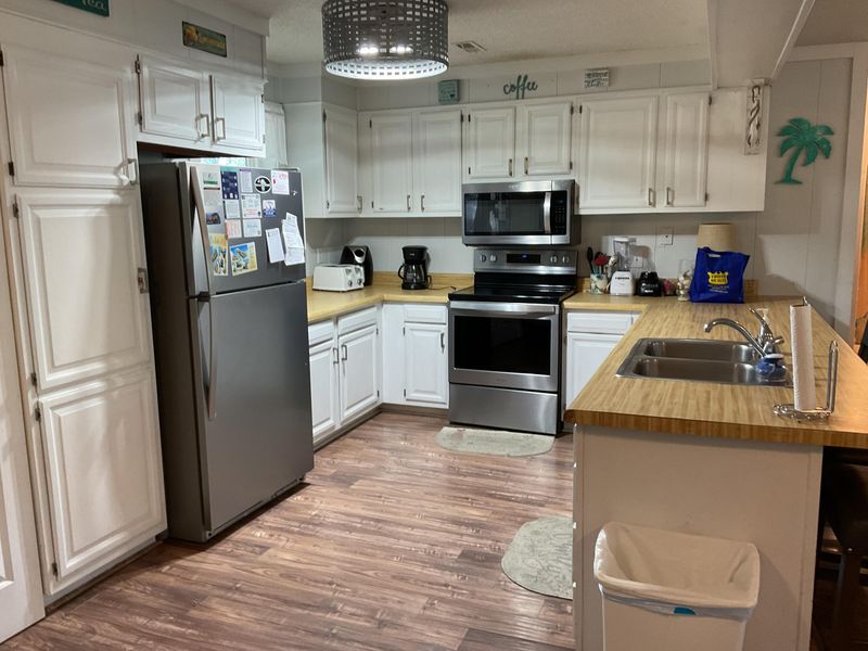 2602 Myrtle St, Edisto Beach, SC 29438