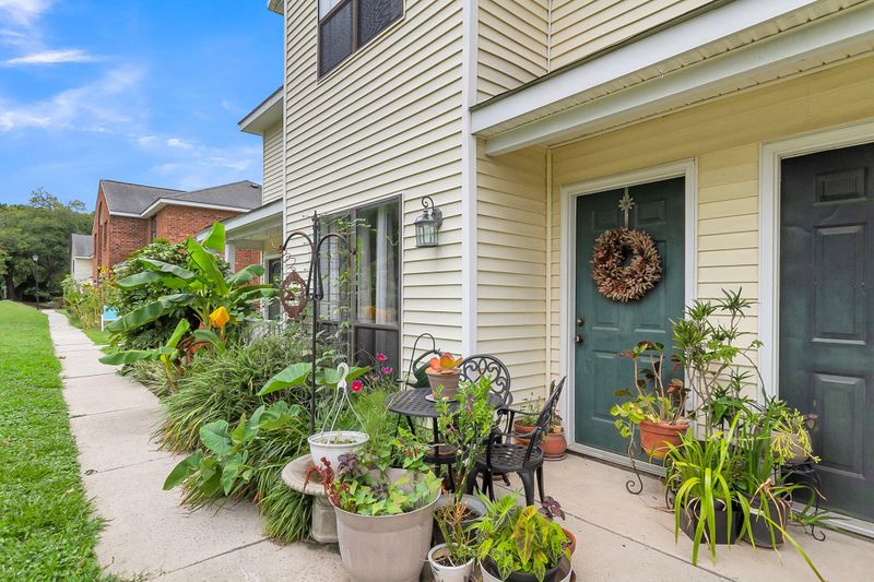 1416 Camp Rd #B, Charleston, SC 29412