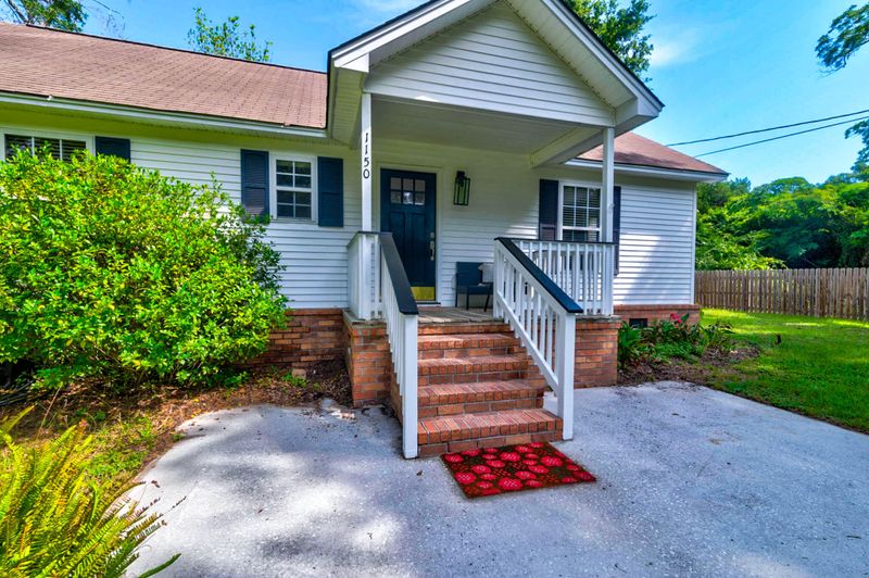 1150 East And West Rd, Charleston, SC 29412