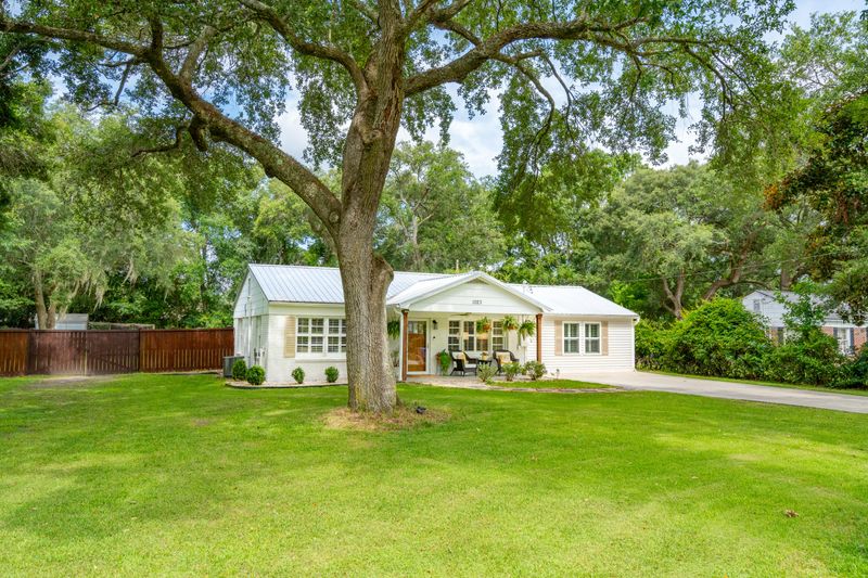1023 Bradford Ave, Charleston, SC 29412