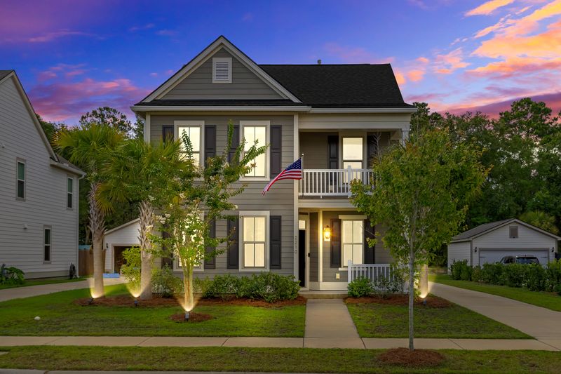 2210 Kemmerlin St, Johns Island, SC 29455