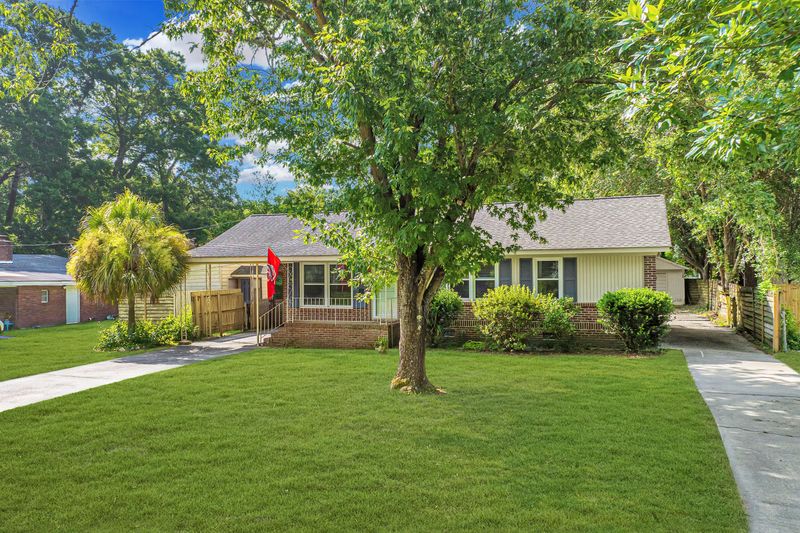 4755 N Constellation Dr, North Charleston, SC 29418