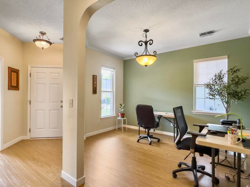 100 Lost Creek Ct, Summerville, SC 29485