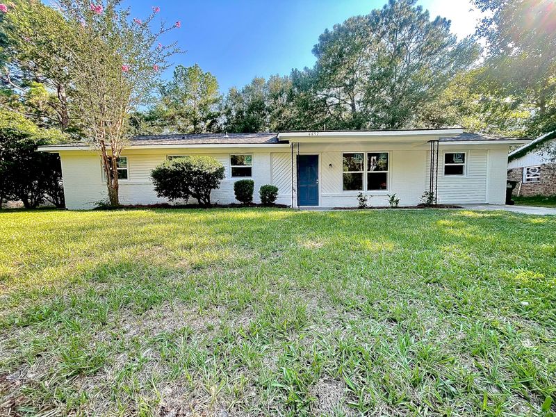 4457 Garwood Dr, Ladson, SC 29456