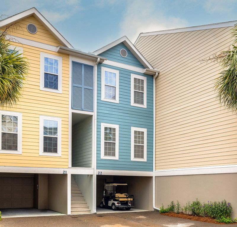 81 Sandbar Ln #22, Folly Beach, SC 29439
