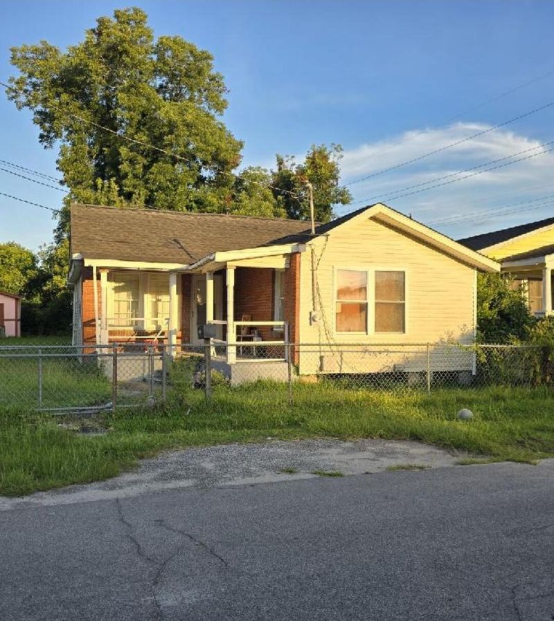 2145 Becker St, North Charleston, SC 29405