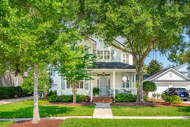 2006 Pierce St, Daniel Island, SC 29492