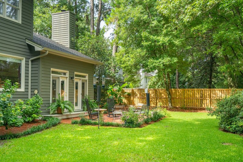 399 Springfield Rd, Mount Pleasant, SC 29464