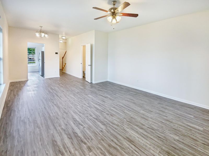 158 Pine Shadow Dr, Goose Creek, SC 29445