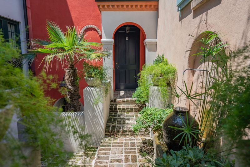 14 Catfiddle St, Charleston, SC 29403