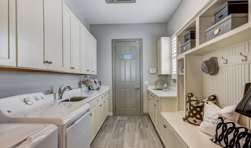 574 Marsh Cove Cir, Summerville, SC 29486