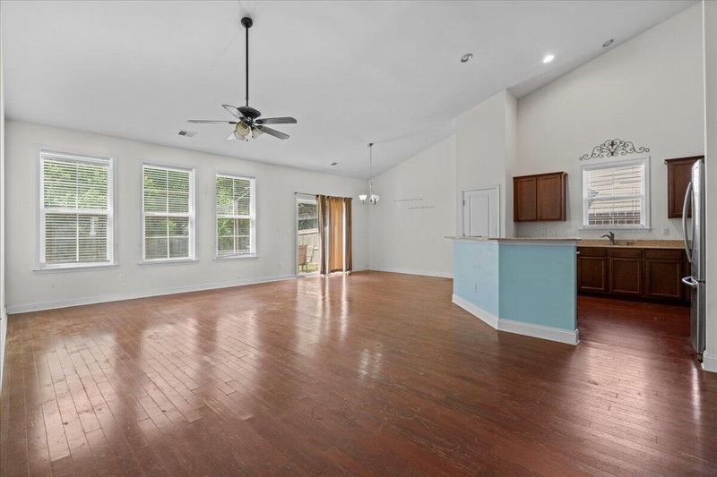 238 Palmetto Village Cir, Moncks Corner, SC 29461