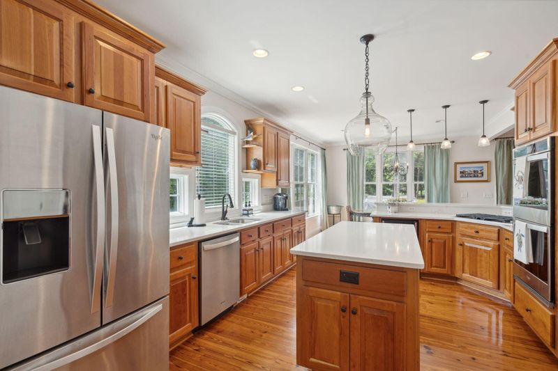 4481 Hope Plantation Dr, Johns Island, SC 29455