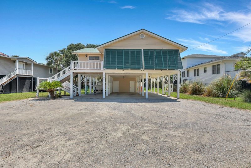 3203 Palmetto Blvd, Edisto Island, SC 29438