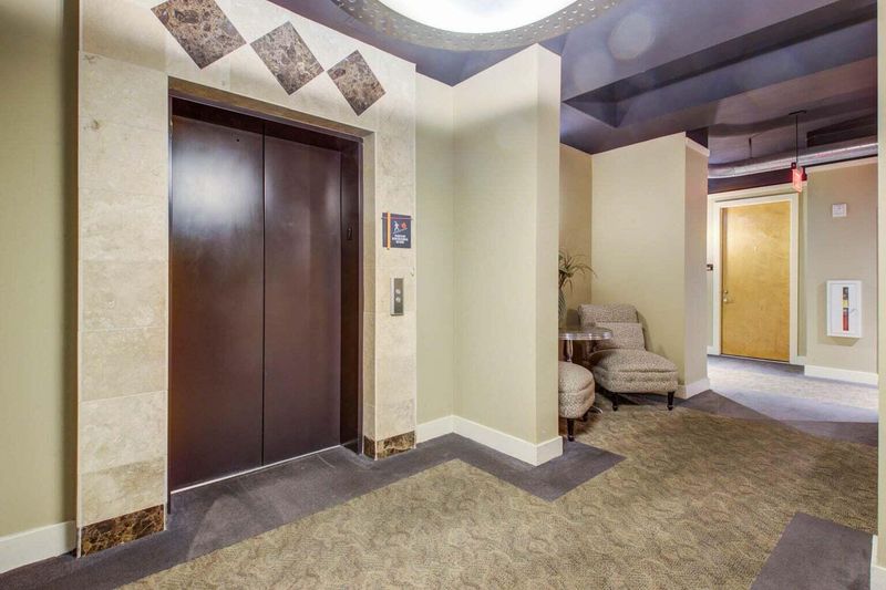 150 Bee St #708, Charleston, SC 29401