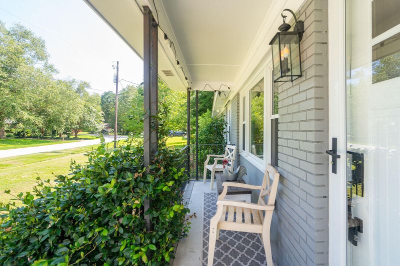 843 Darwin St, Charleston, SC 29412