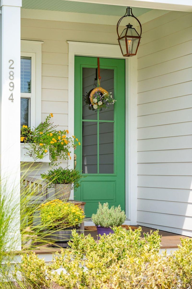 2894 Clearwater Dr, Mount Pleasant, SC 29466