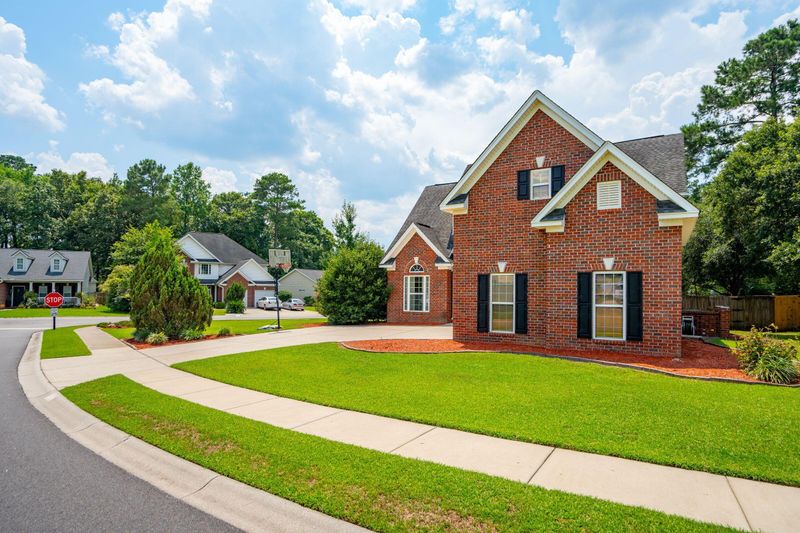 116 Melanie Ln, Summerville, SC 29485