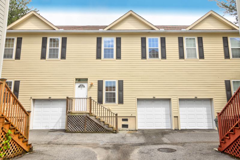 118 Congress St #D, Charleston, SC 29403