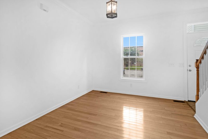 118 Congress St #D, Charleston, SC 29403