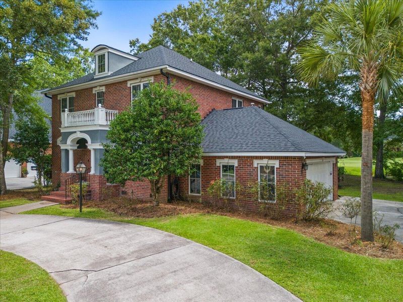 8749 E Fairway Woods Cir, North Charleston, SC 29420
